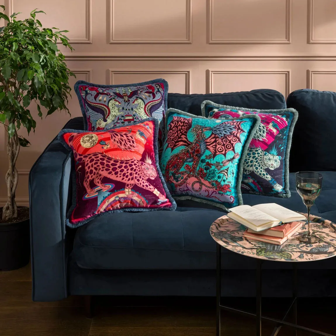 Drakon Luxury Velvet Cushion