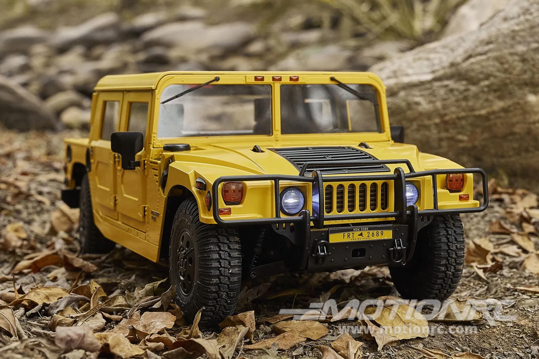 FMS Hummer H1 Yellow 1/12 Scale 4WD Truck - RTR