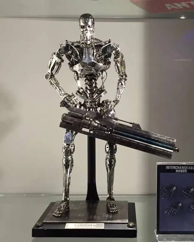 Hot toys MMS352 Terminator Genisys Endoskeleton