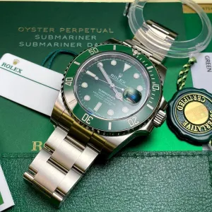 Rolex Submariner 116610LV Hulk (2019)