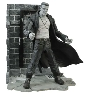 Sin City Select Deluxe 7" Action Figure Marv