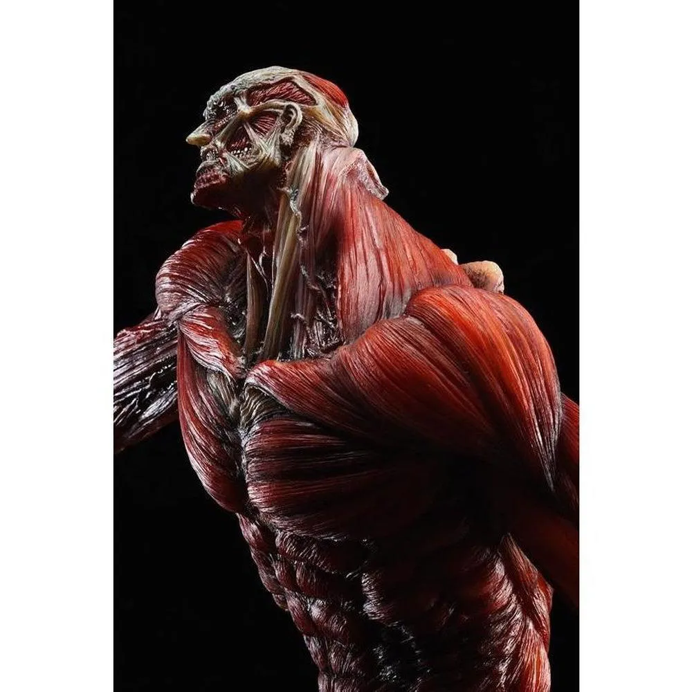 The Colossus Titan: TAKAYUKI TAKEYA Ver. Attack On Titan Non Scale 20" Statue