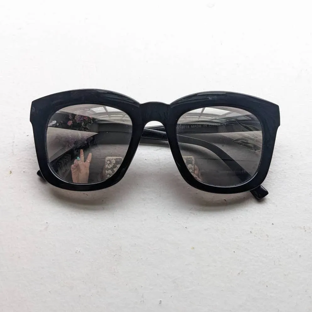 Y2K Minimalist Mirrored Sunglasses 90s style Wayfarer Oversize Sunnies Shades