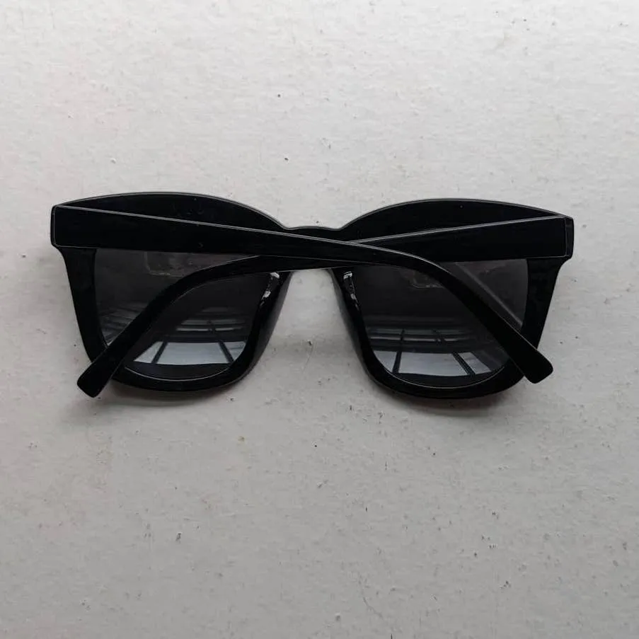 Y2K Minimalist Mirrored Sunglasses 90s style Wayfarer Oversize Sunnies Shades